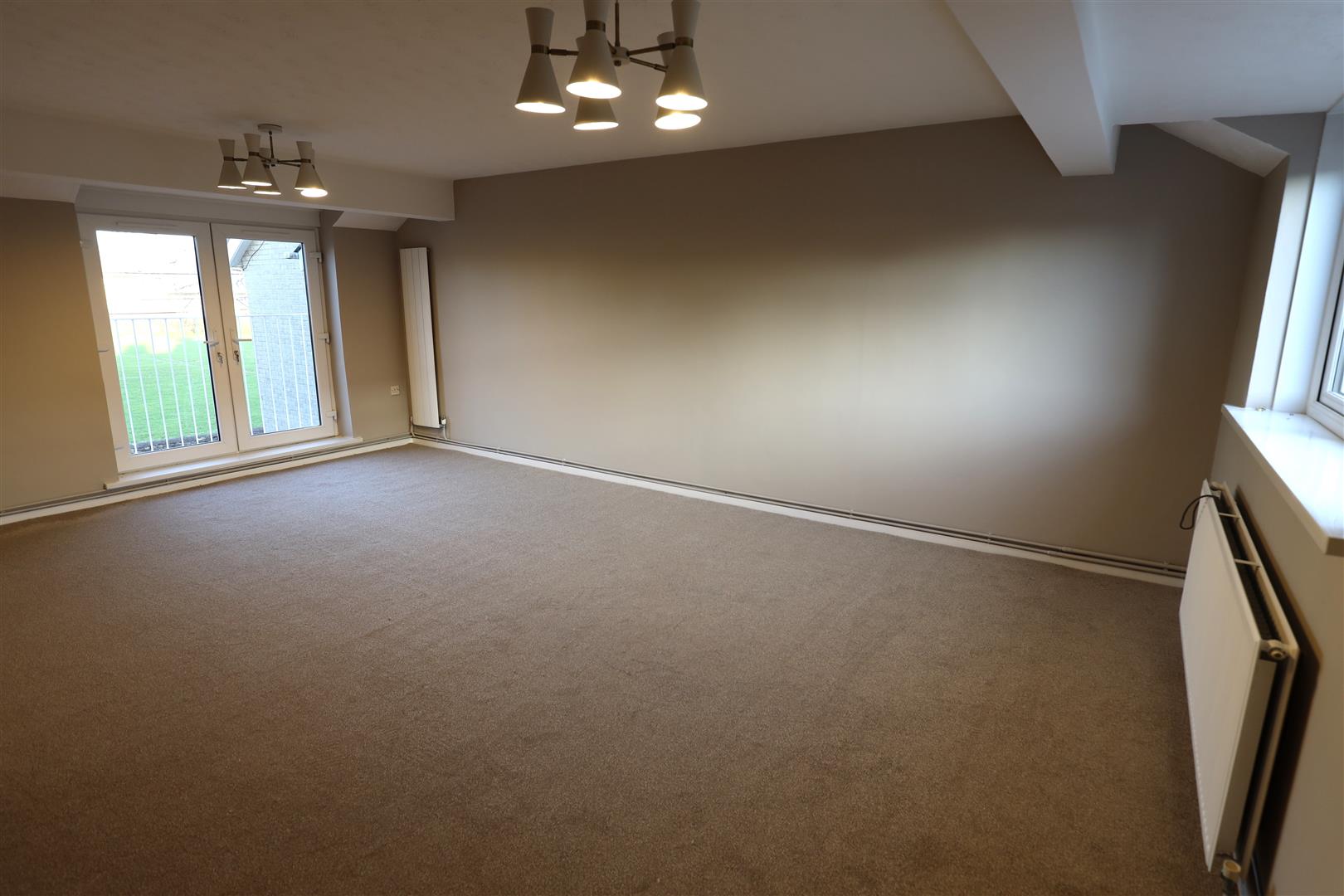 6 Woodstock Mews, North Road, Cowbridge, CF71 7DF